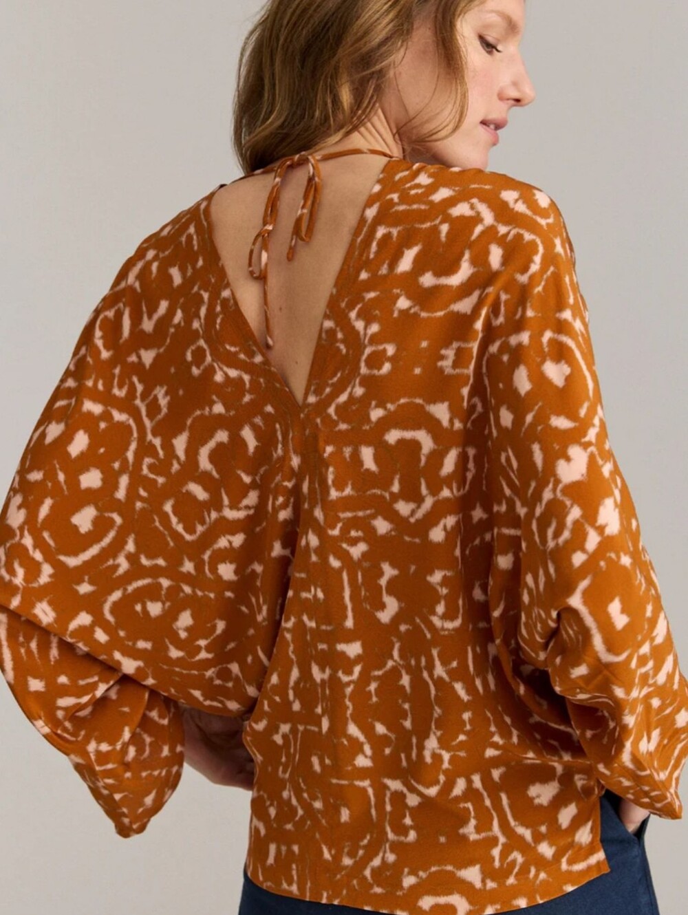 Billy Reid Moroccan Screen Silk Ruched Blouse